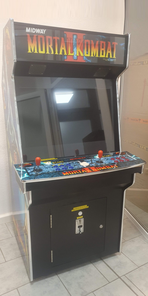 Classic arcade machine - A002 "Mortal Kombat II"